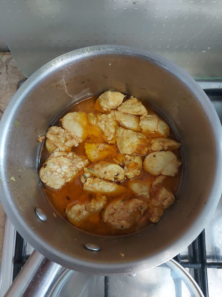 pre-cooked balti chicken